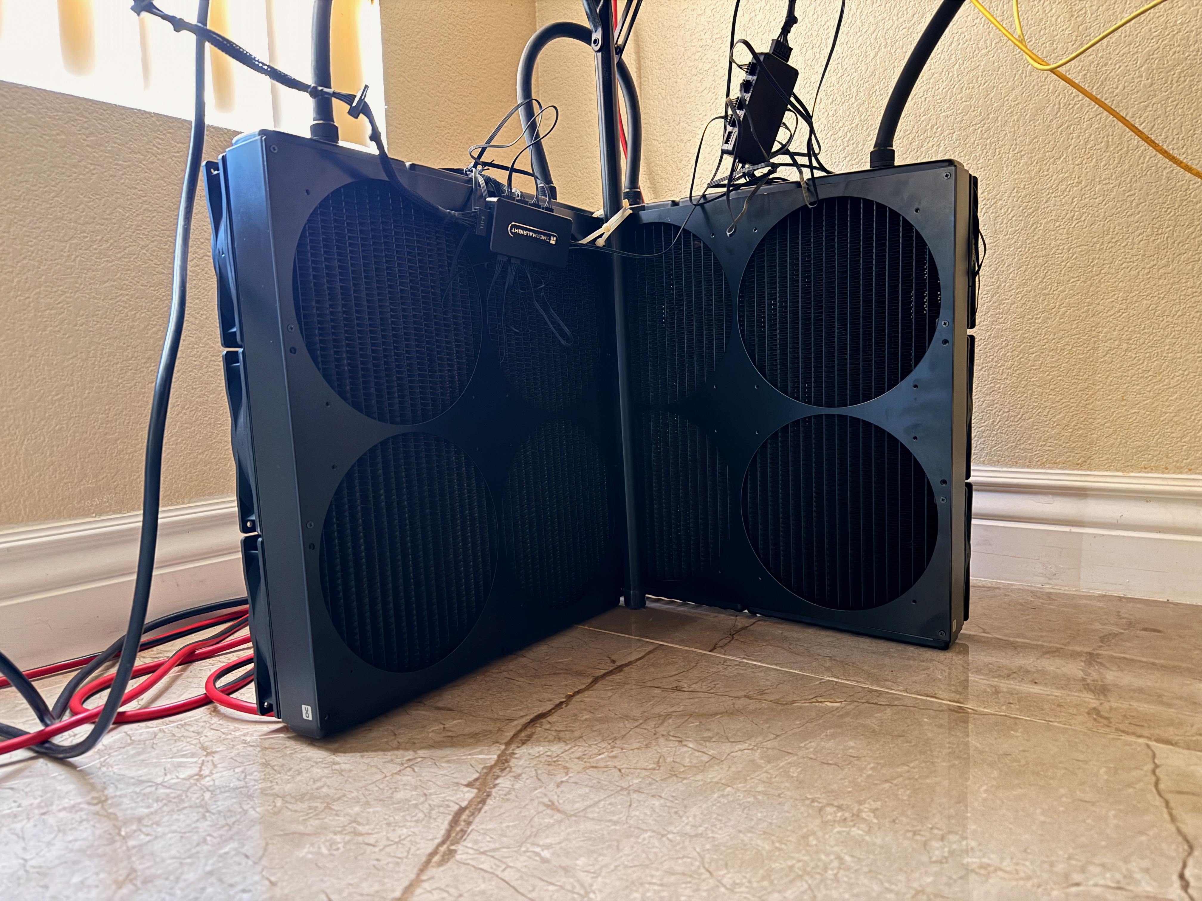 Both XT45 1260 mm radiators standing in the loop